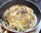 A picture of step 2 of Katsudon.
