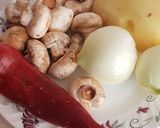 صورة لخطوة 1 من وصفة كلاوي بالخضار 🥔🌶🍗