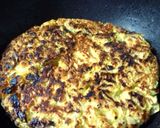 A picture of step 4 of Easy Okonomiyaki with Flour and Hondashi.