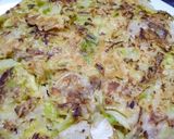 A picture of step 5 of Easy Okonomiyaki with Flour and Hondashi.