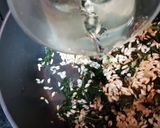 Foto del passaggio 4 della ricetta Risotto al cavolo nero
