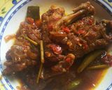 Foto langkah ke 8 dari resep Ayam kecap bawang bombay.
