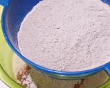 Foto langkah ke 5 dari resep Cokelat Mochi Cake.