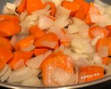 A picture of step 6 of Vegetable Curry.