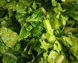 Foto del paso 1 de la receta: Ensalada de Lechuga, Tomate, Queso y Huevo