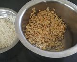 A picture of step 1 of Shahi Veg Masala Khichdi.