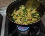 अरहर दाल मिक्स अंबाड़ी भाजी (arhar dal mix ambadi bhaji recipe in Hindi) रेसिपी चरण 3 फोटो