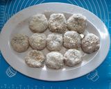 รูปขั้นตอนการทำที่ 2 ของ ทอดมันปลากระป๋องทอดกรอบ 😁 Crispy Spicy Canned Fish cakes