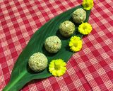 A picture of step 4 of Til / Sesame Ladoo.