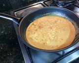 Foto del paso 3 de la receta: Pollo con salsa de curry, crema de coco y arroz