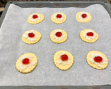 Foto del paso 9 de la receta: Pastel de Navidad relleno con crema “sin gluten”