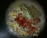 Foto langkah ke 3 dari resep Pizza Sosis Jagung Teflon.