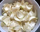 Foto del paso 1 de la receta: Flor de yucca o izote