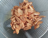 Gambar langkah 4 resipi Bihun Sup Ala Pama.