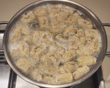 Foto del passaggio 5 della ricetta Gnocchi di Ricotta al Grano Saraceno con Pesto di Spinaci