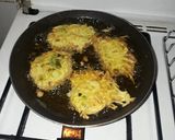 Foto langkah ke 5 dari resep Bakwan mie instant.