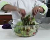 Foto del paso 4 de la receta: Ensalada con aderezo de durazno