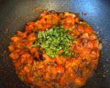 A picture of step 3 of Cauliflower and potato curry.