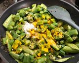 व्रत वाली भिन्डी परवल की सब्जी (vrat wali bhindi parwal ki sabzi recipe in Hindi) रेसिपी चरण 3 फोटो