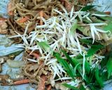 Foto langkah ke 5 dari resep Pad Thai.