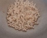 A picture of step 2 of Gond Laddu.