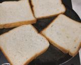 A picture of step 5 of Bread omlette.