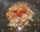 Foto del paso 5 de la receta Arroz seco de pies de cerdo, alcachofas y pimientos del padrón