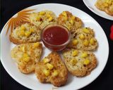 A picture of step 3 of Garlic Cheese Corn Bread.
