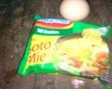 Foto langkah ke 1 dari resep Omlete telur sedap / martabak mie.