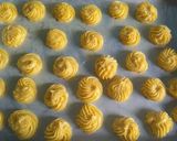 Foto langkah ke 2 dari resep Kue sus vla vanila.