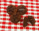 Foto langkah ke 5 dari resep Kukis Coklat Renyah (Chocolate choco crunch cookies).