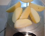 Foto del paso 3 de la receta: Filete al perejil con papas rústicas