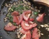 A picture of step 6 of Aloo palak.