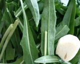 Foto del passaggio 1 della ricetta Fusilli di semola con pesto alla rucola e noci