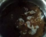 A picture of step 3 of Toast in matar daal.