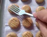 Foto langkah ke 3 dari resep Coffee Milk Cookies.