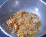 A picture of step 2 of Pakoda.