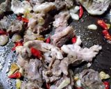 Foto langkah ke 2 dari resep Tumis Daging Sapi dan Telur.