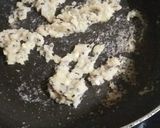 A picture of step 3 of Cashew Curry.