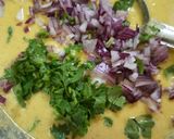 A picture of step 4 of Oats Moong Dal Chilla.
