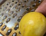 A picture of step 3 of Mango cake with lemon flavour.