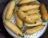 Foto langkah ke 1 dari resep Banana choco ball.