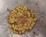 Foto langkah ke 1 dari resep Sambal Goreng Kentang Hati Ayam.