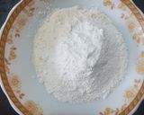 A picture of step 1 of Vanilla cake premix.