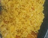 Gambar langkah 3 resipi Nasi goreng kunyit udang kering.