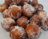 Foto del paso 9 de la receta: Buñuelos de anís rellenos de nata