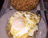 Foto del paso 3 de la receta: Hamburguesa de pollo con huevo