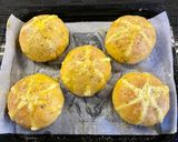 Foto langkah ke 8 dari resep Garlic Cheese Bread.