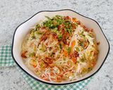 Foto langkah ke 5 dari resep Bihun Goreng Putih.