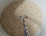 Foto del paso 1 de la receta: Torta de arroz con camarones secos en mole con nopales
